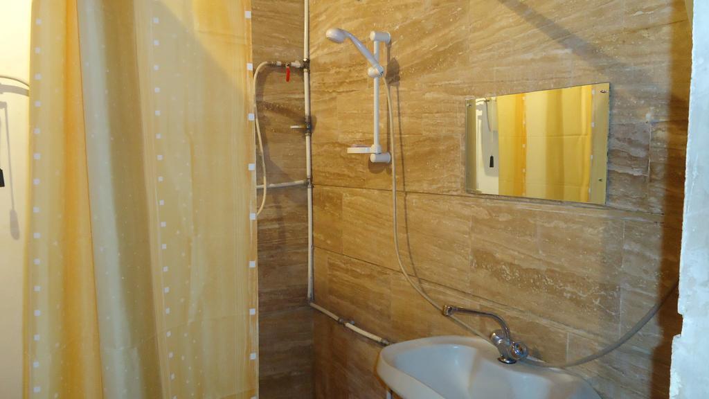 Spandaryan House Yeghegnadzor エクステリア 写真