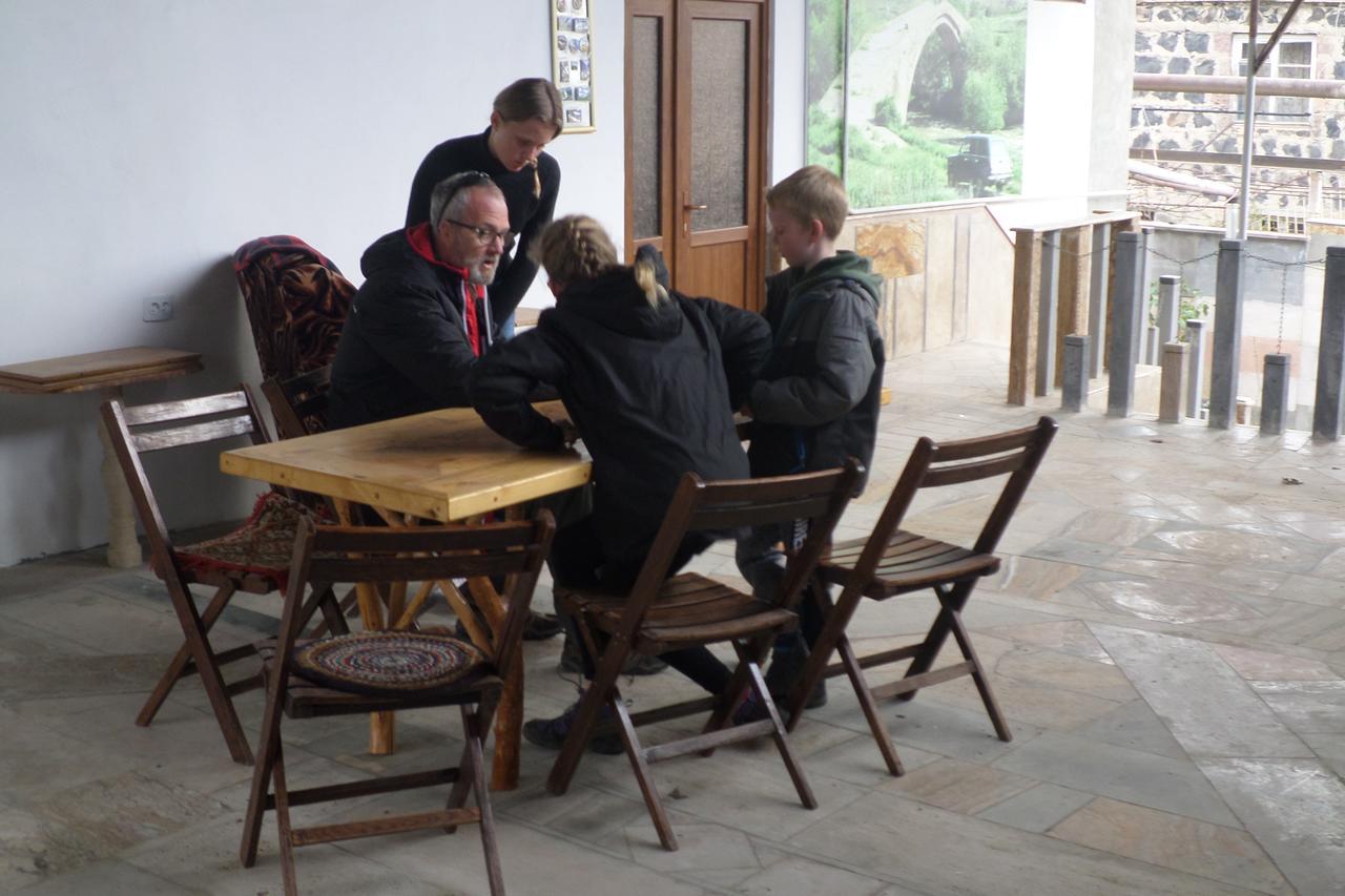 Spandaryan House Yeghegnadzor エクステリア 写真